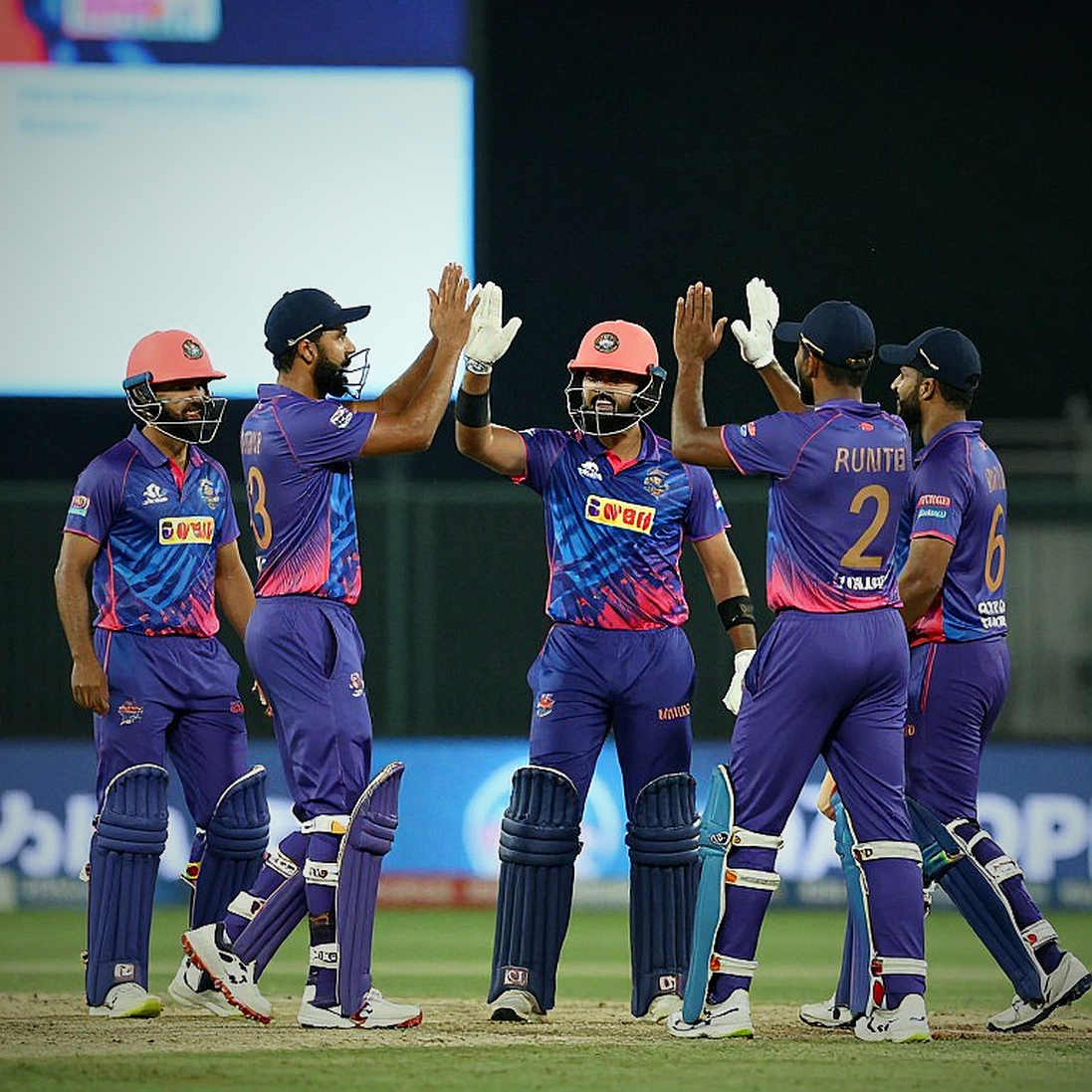 ক্রিকেটের বাণিজ্যিক কাঠামোয় ব্লকচেইন: কোথায় প্রকৃত মূল্য তৈরি হচ্ছে