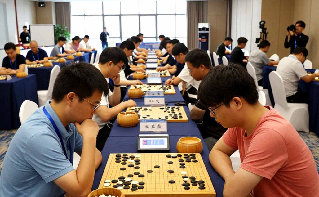 ChessBase Magazine #225: শিরোনাম যেখানে সমরখন্দের, ভেতরে সেখানে ২৭টি মিনিয়েচার